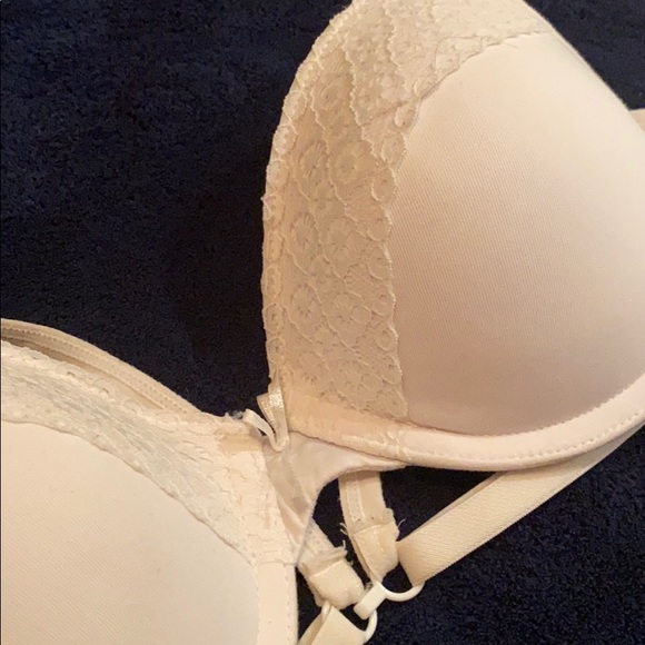 Bra - Picture 3 of 3